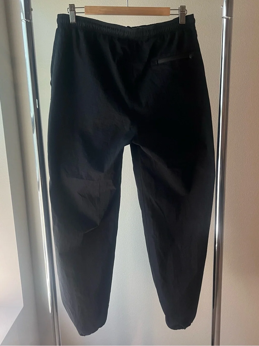 Reigning Champ Size Medium Drawstring Jogger Pants in Black GUC